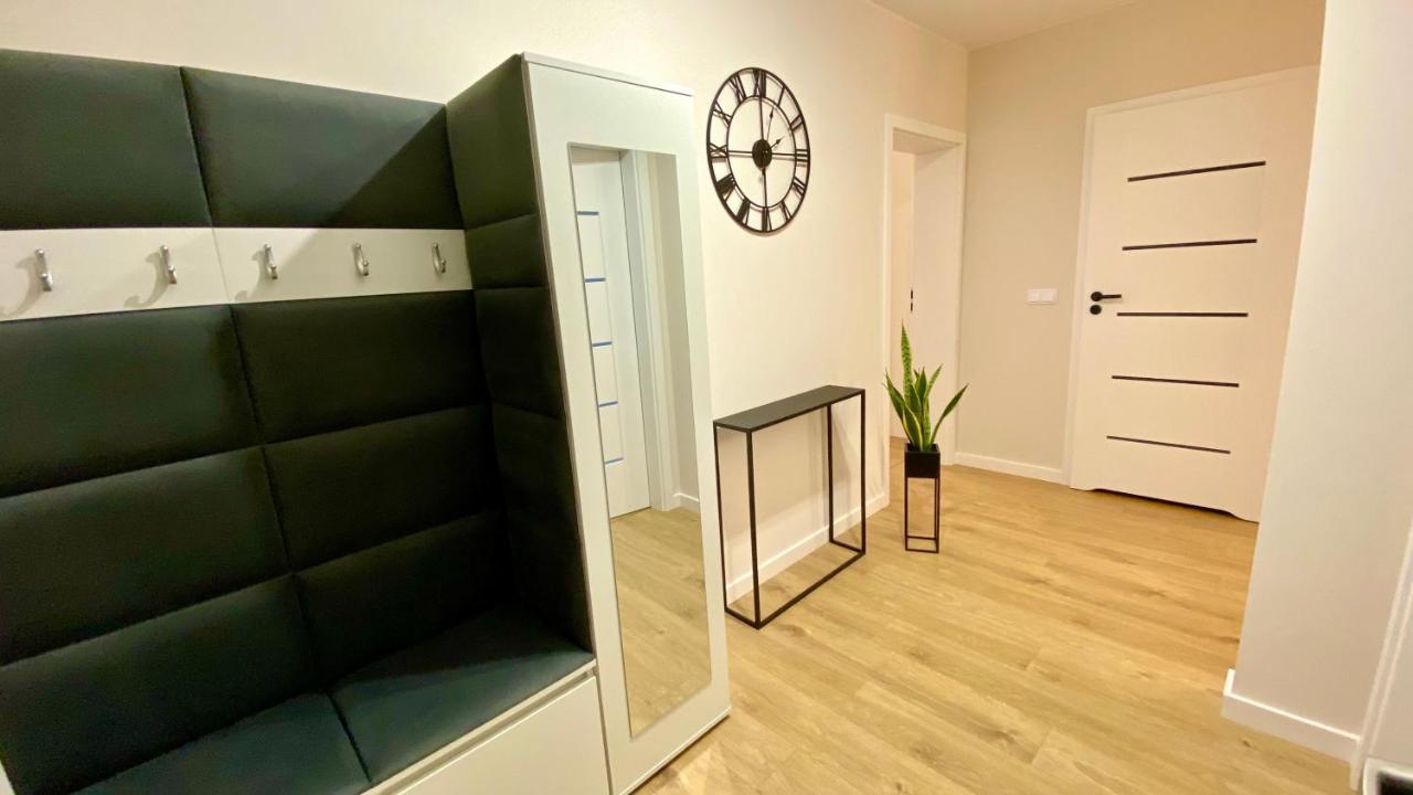 Crowns Apartment *