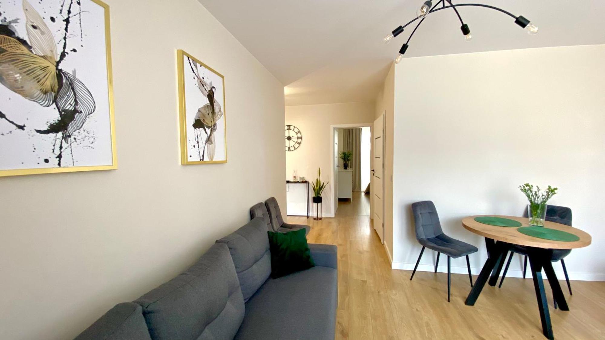 Crowns Apartament